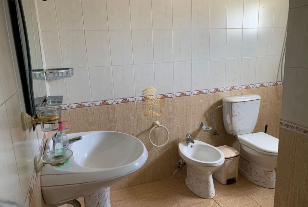Rent, Private Entrance, 2+1+balcony, Kodra e Priftit, 48,000 Leke/Month