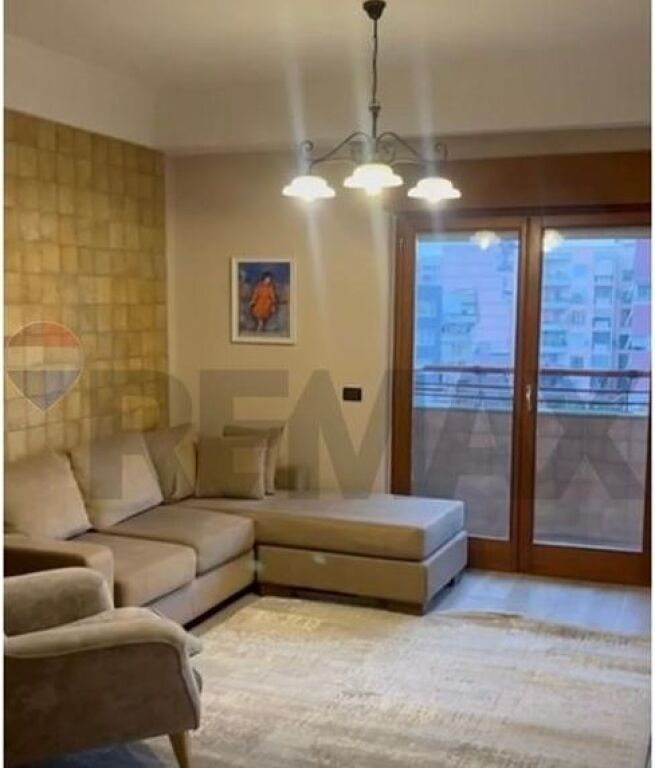 Shitet Apartament 2+1+2 në Qender!! ID: 530221066-264