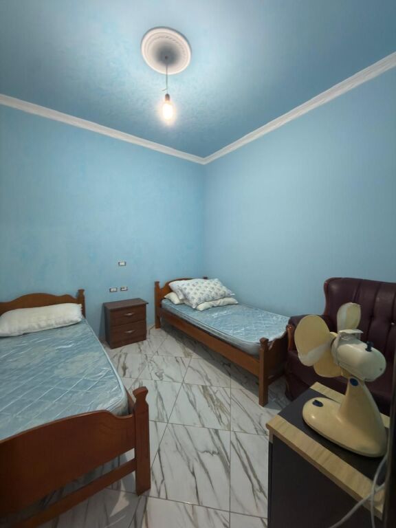 APARTAMENT 2+1 ME QERA – MBI RRAPIN, VLORË