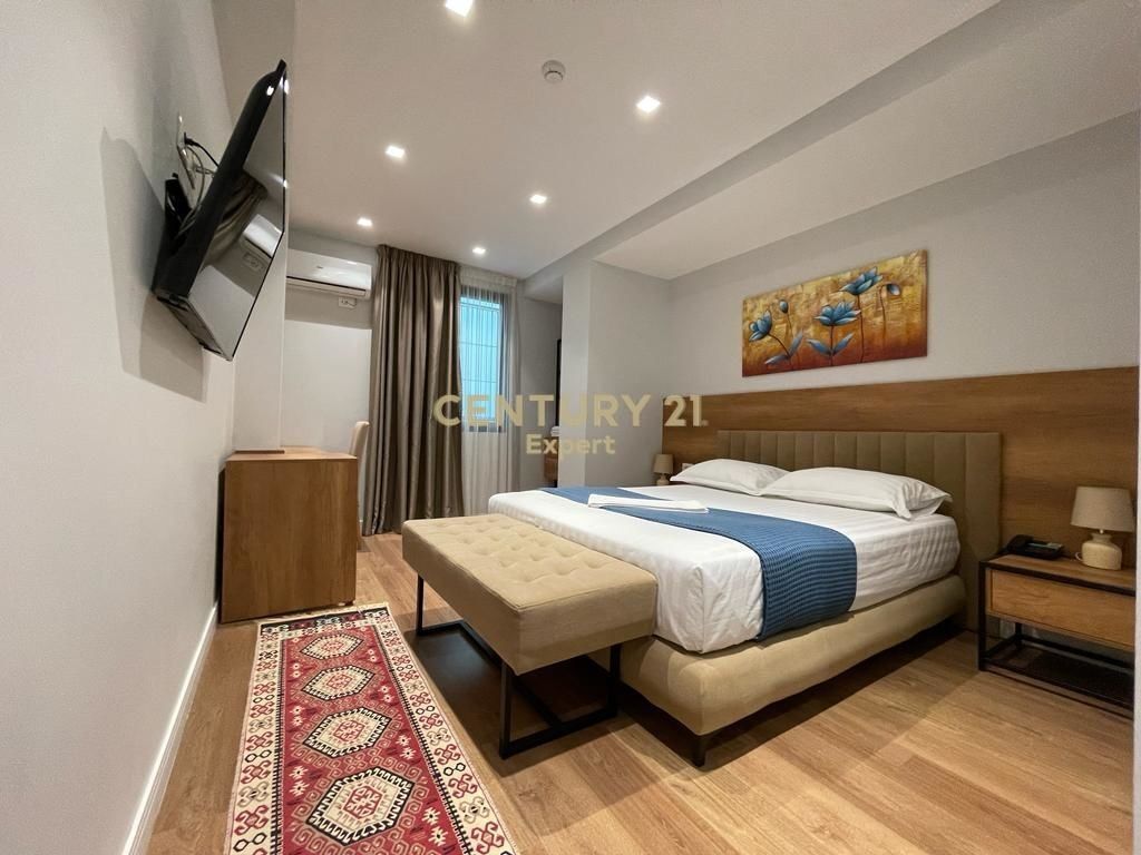JAPIM ME QIRA HOTEL PRANË HIPOTEKËS, TIRANË!