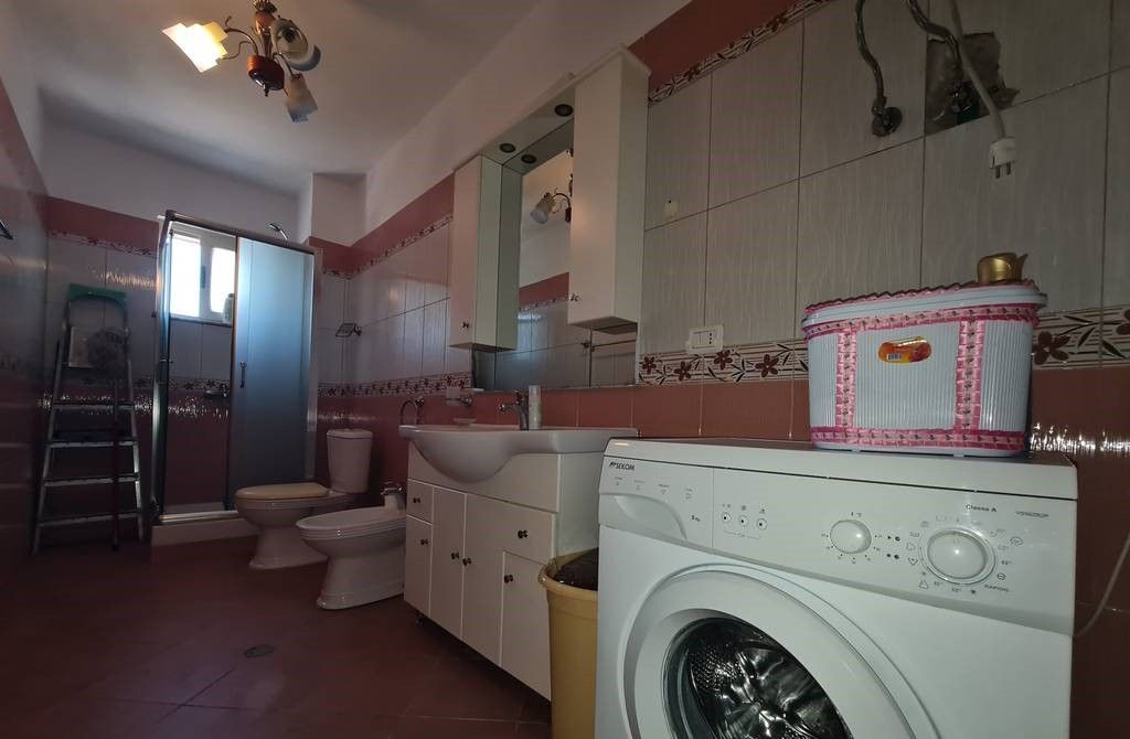 Appartamento 2+1 In Vendita nel complesso Malazjan - Tirana. 130.000 €