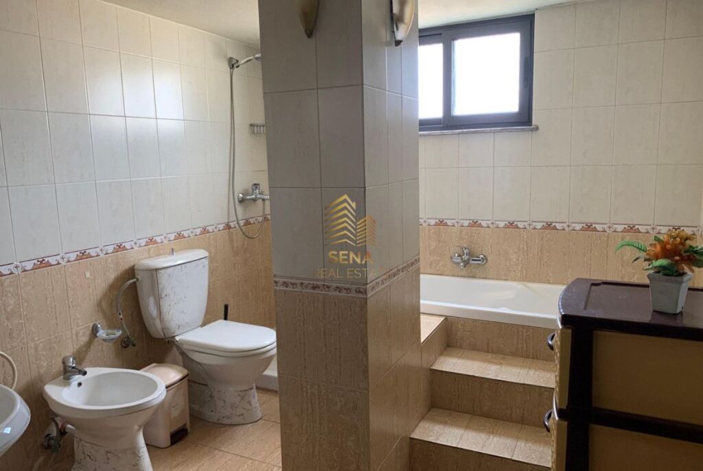 Rent, Private Entrance, 2+1+balcony, Kodra e Priftit, 48,000 Leke/Month
