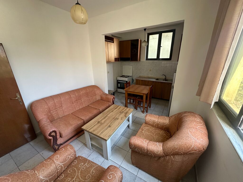 Apartament 1+1 me qera tek Universiteti i Mjeksis