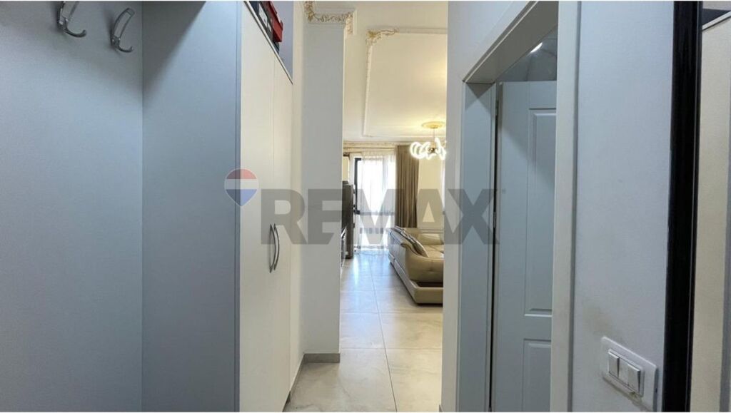 QERA, APARTAMENT 2+1+2, 5 MAJI, TIRANE