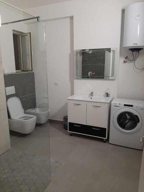 Apartament Junik në Orikum, Vlorë