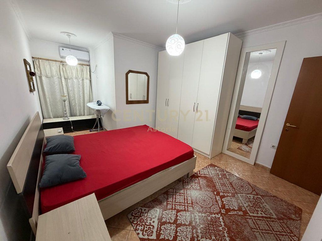 Apartment 2+1+2 for rent, Zogu i Zi 820 € /Month 75,000 Lekë /Month