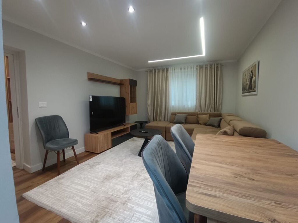 Apartament me qira 2+1,Qender 9-kateshet