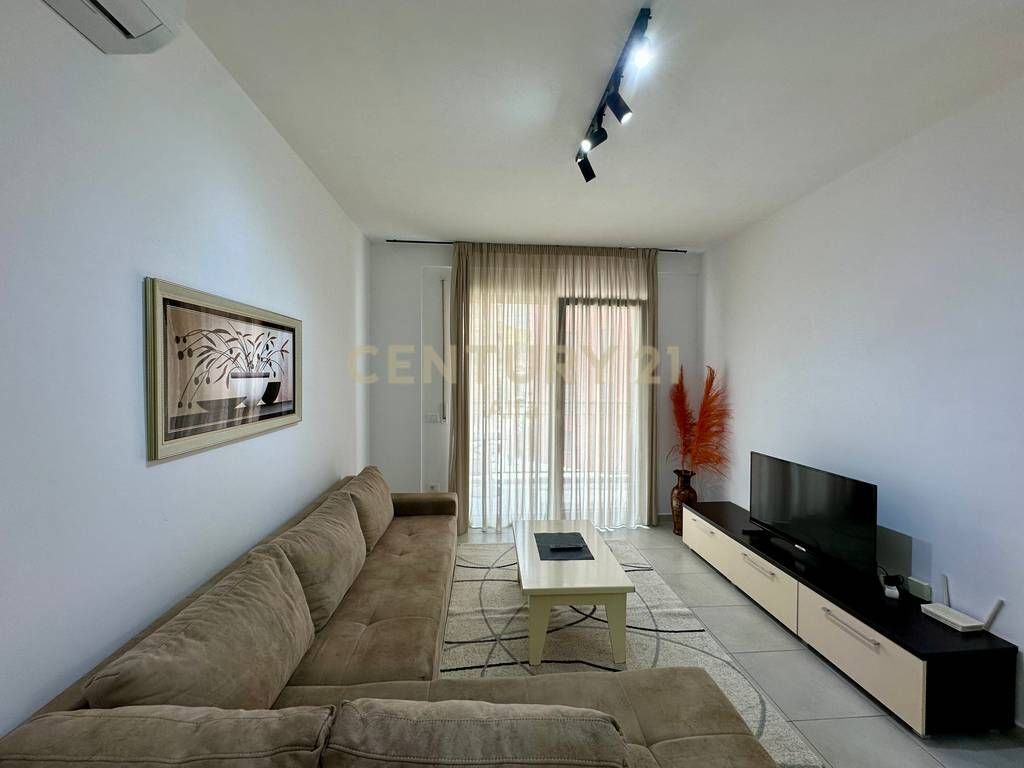 QIRA, APARTAMENT 2+1, KODRA E DIELLIT