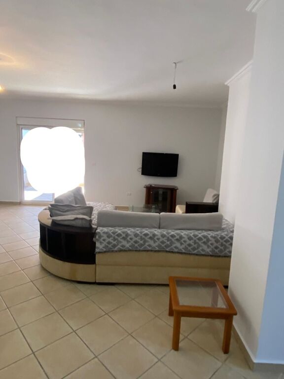 SHITET APARTAMENT 2+1 NË ASTIR, AFËR HOTEL MARINAJ   ID 5403