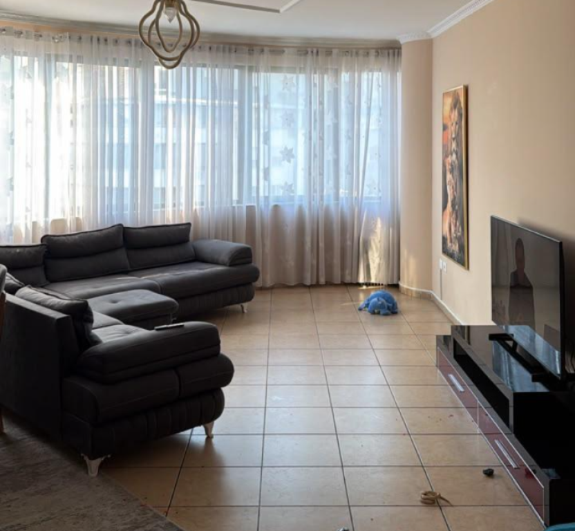 Opportunity! Apartment 2+1 for sale at Delijorgji Complex, Arrow Palace, Kavaja Street.
