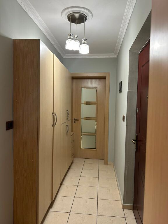 🏠 APARTAMENT ME QIRA 2+1 – 21 DHJETORI