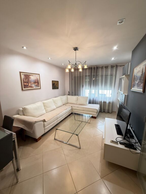 APARTAMENT 2+1