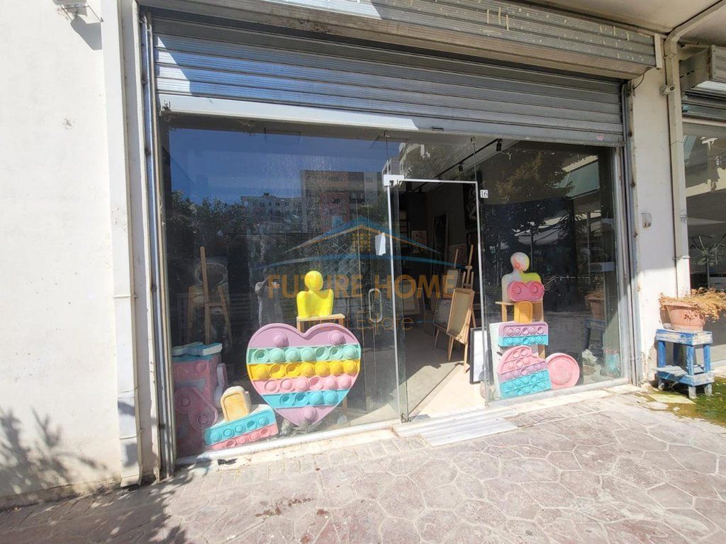 Shitet, Njësi Dyqan, Yzberisht, Tiranë