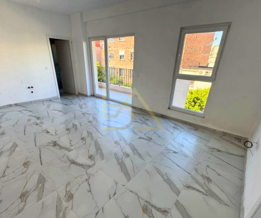 FOR RENT APARTMENT 1+1 – AURA COMPLEX, TIRANA