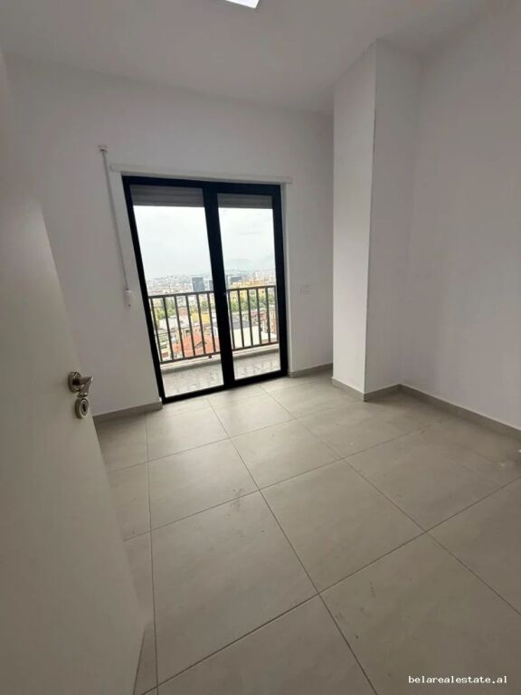 Zyre me qera 3+1 tek Selvia (ID BZ21038) Tirane