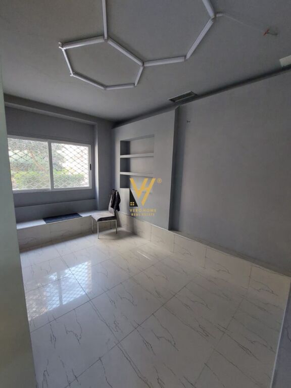 JEPET DYQAN 70 M2 ME QERA TE ZOGU I ZI 110.000 LEKE