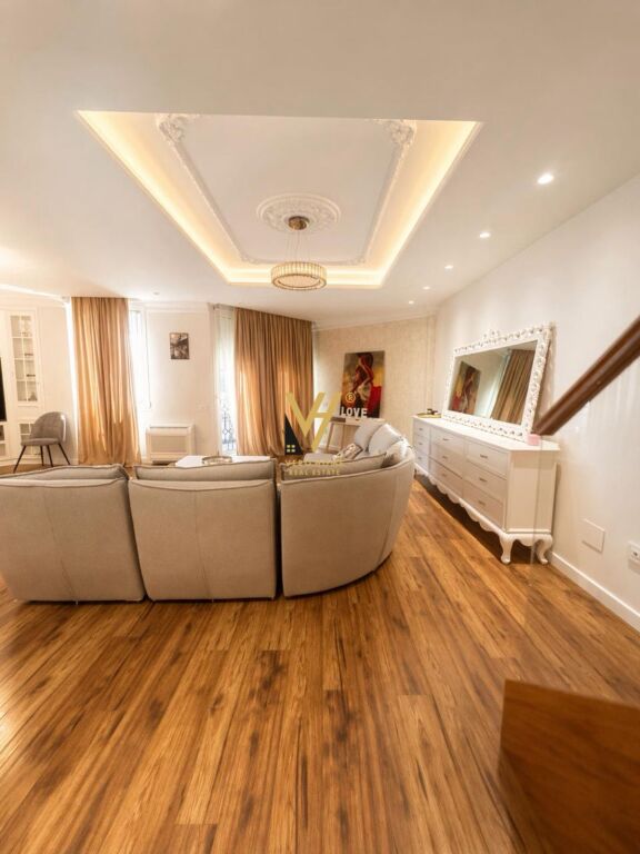 SHITET APARTAMENT 2+1+BLK LUKSOZ TE RRUGA E KAVAJES 620.000 EURO