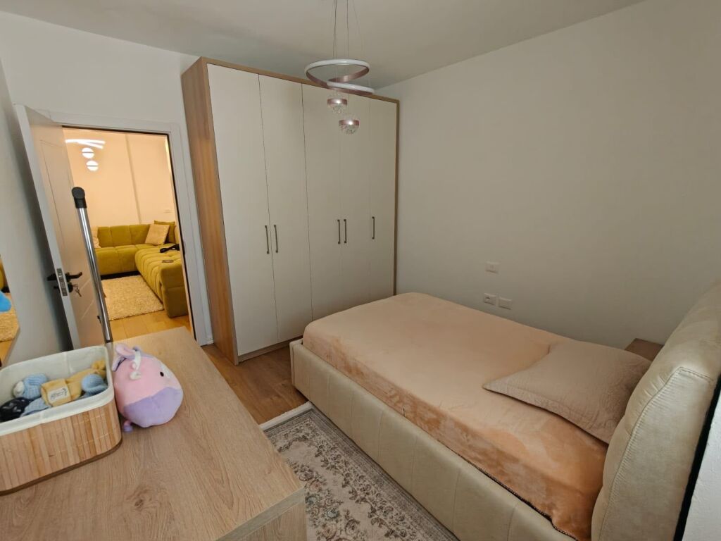 Apartament 2+1 per qera Fresk !
