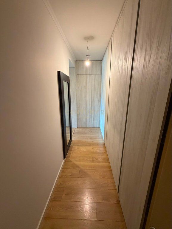 🏡 **APARTAMENT 3+1+2 ME QIRA – KOMPLEKSI NOBIS plus POST PARKIMI**