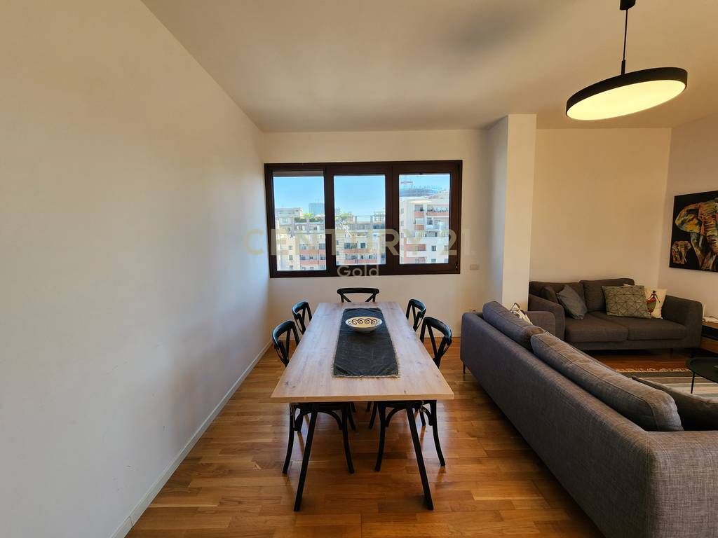 APARTMENT FOR RENT ON BARRICADE STREET