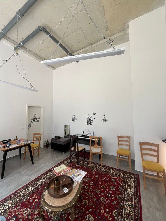 Njesi biznesi 📍 Jordan Misja