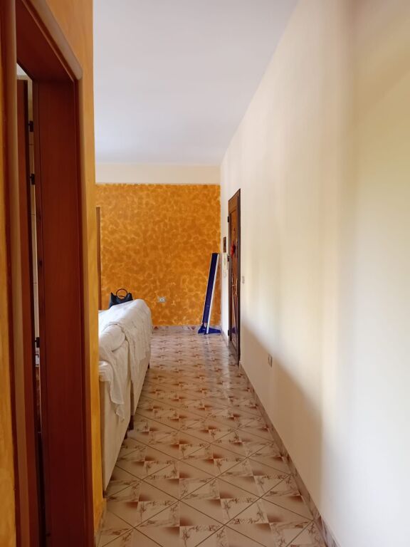 Apartament me qera