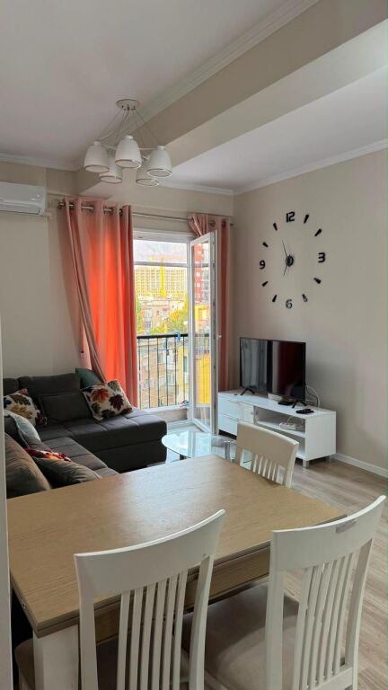 Apartament me qera 1+1 📍Brryl, perballe Maternitetit te Ri