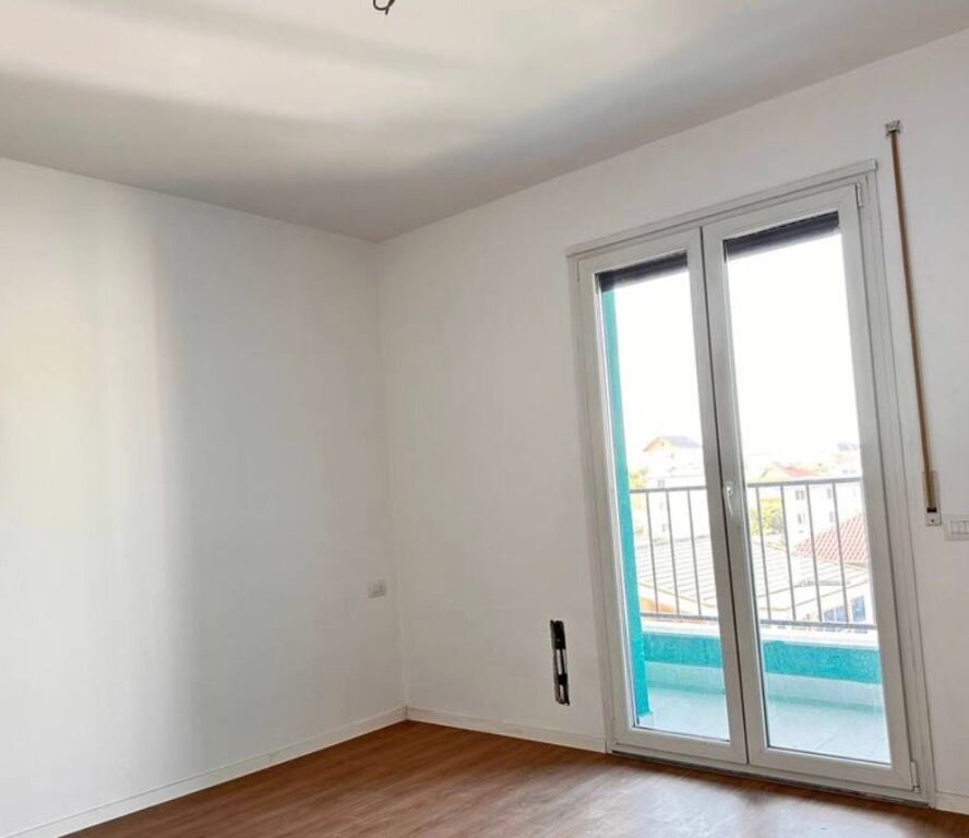 Apartament 1+1 për shitje në Paskuqan!