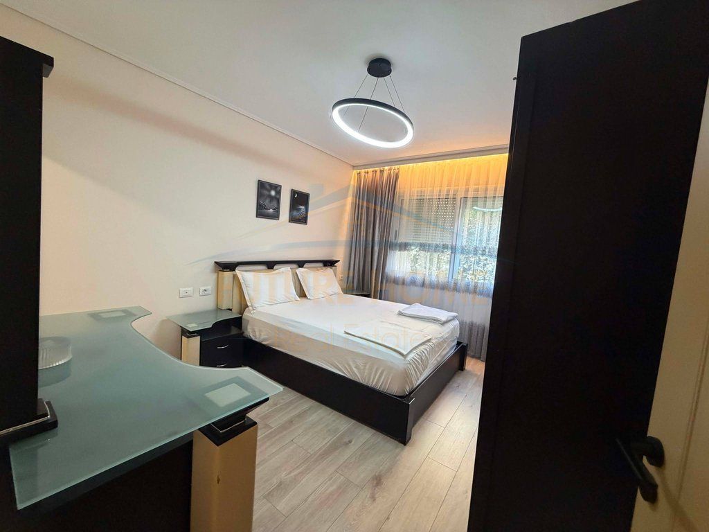 For sale, Apartment 2+1+2, Paris Commune