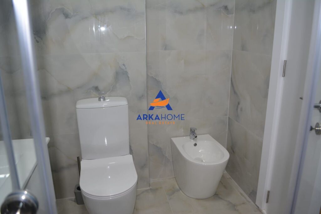 FOR RENT APARTMENT 2+1+BALCONY "AT THE NEW MARKET" 90,000 LEKE