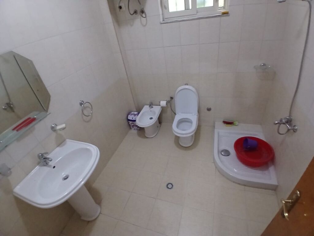 Jepet me qera apartamenti 1+1