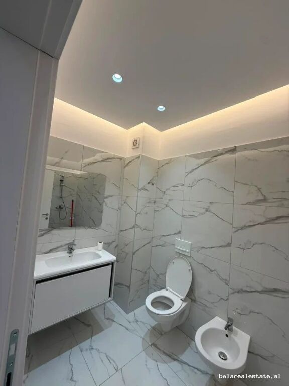 Apartament me Qera 1+1 Ne Laprake (ID B2101887) Tirane