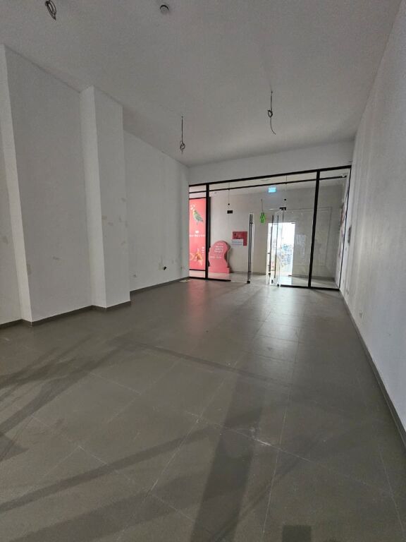 Affitto | Ambjent Biznesi | Tirana Garden Building | 1100 €/mese