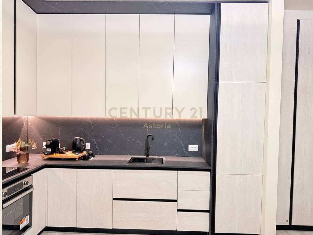 JEPET ME QIRA APARTAMENT PREMIUM 1+1 TE "KOMPLEKSI DELIJORGJI"