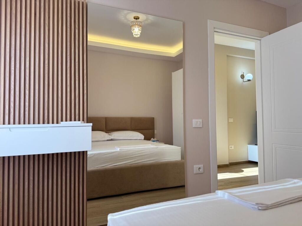Apartament me qira në Lungomare Vlorë Tetor-1 Qershor
