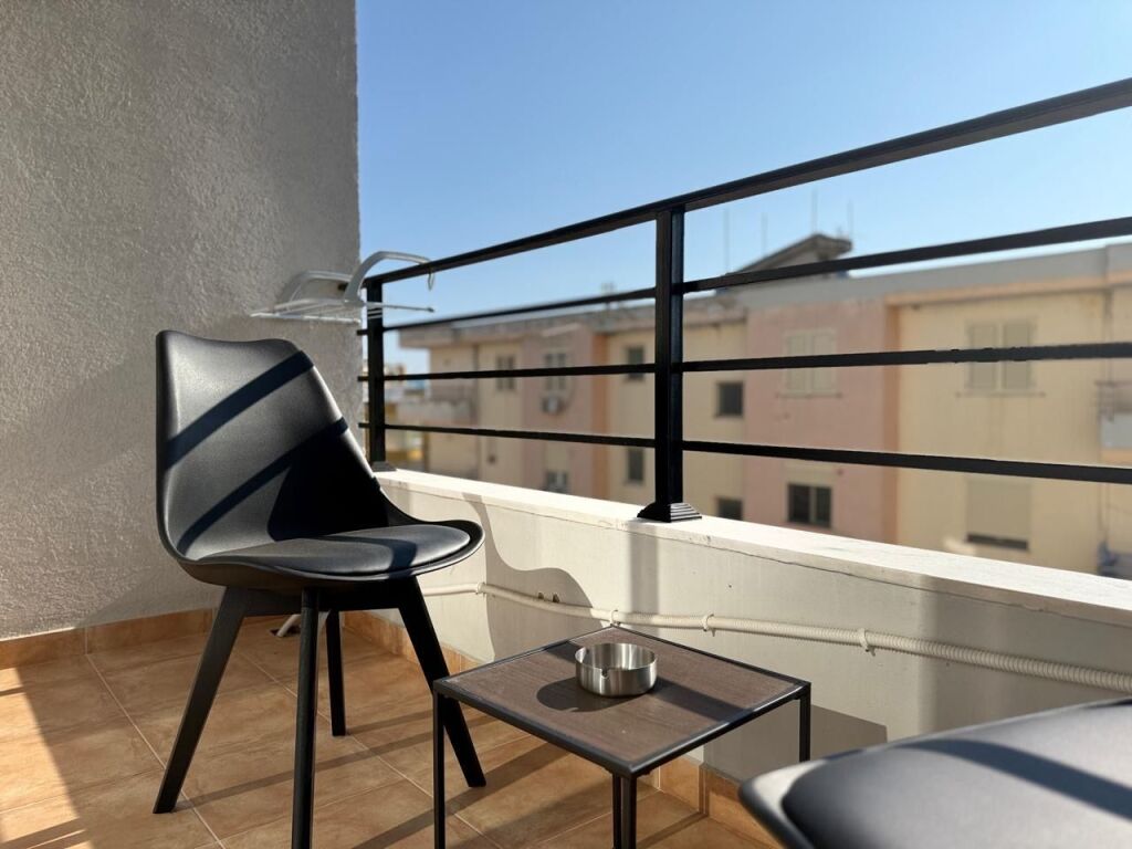 Apartament me qira në Lungomare Vlorë Tetor-1 Qershor