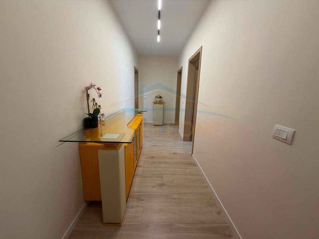 For sale, Apartment 2+1+2, Paris Commune