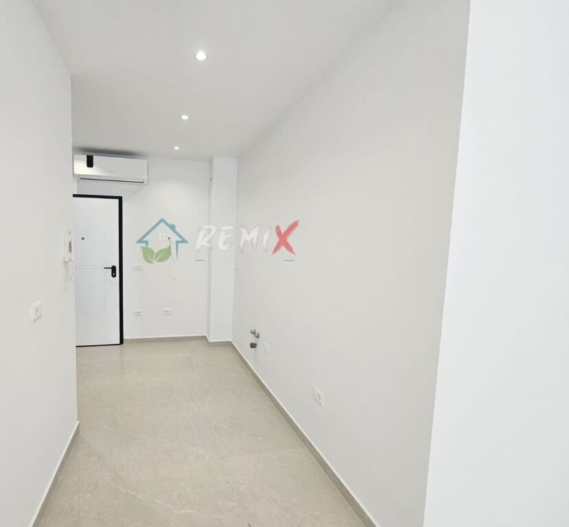 🏡 VENDESI APPARTAMENTO 1+1 – MALI I ROBIT, GOLEM