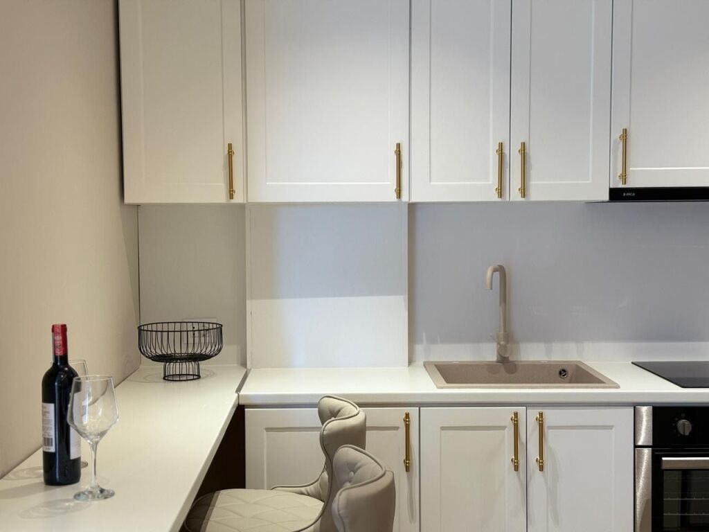 Apartament me qira në Lungomare Vlorë Tetor-1 Qershor