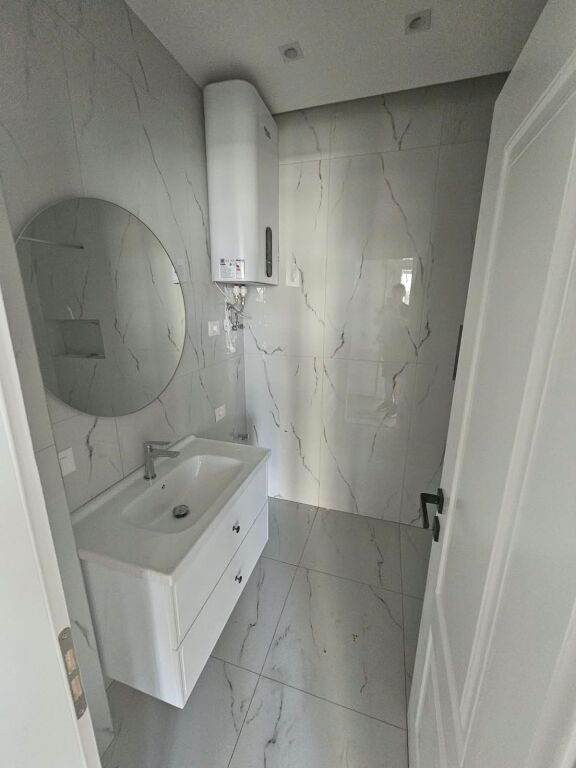 Shiten 2 apartamente 1+1( 21 Dhjetori)