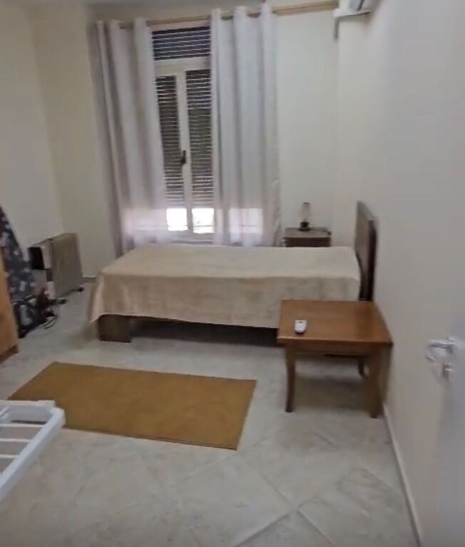 Apartament 2+1 me qira tek Rr Kavajes!