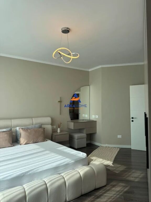 JEPET APARTAMENT ME QERA 1+1+BALLKON "TE CASA ITALIA " 55.000 LEKE