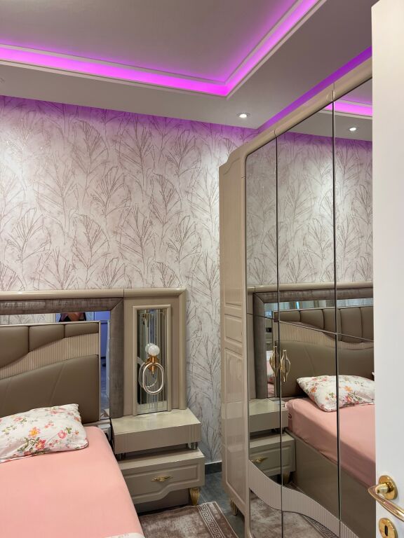 Jepet me qira 1+1 Univers City 500€