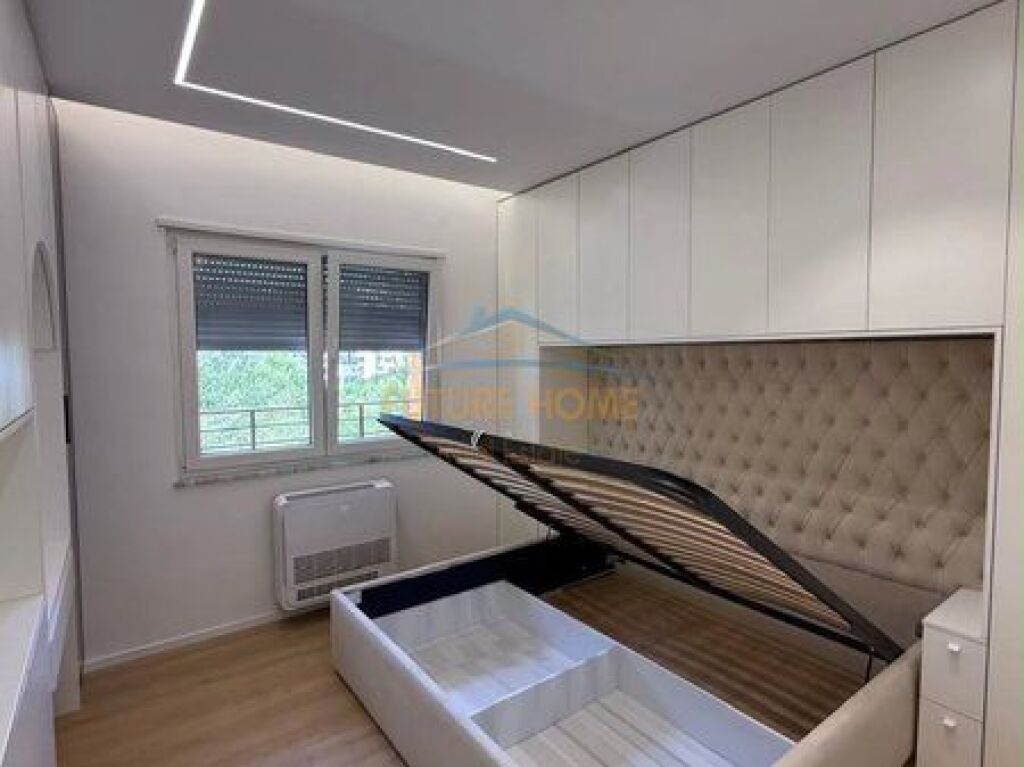 For sale, Apartment 2+1+2, Dry Lake, Tirana.