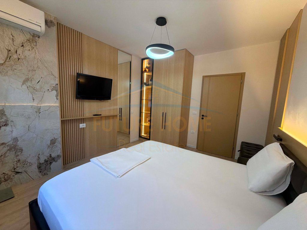 For sale, Apartment 2+1+2, Paris Commune