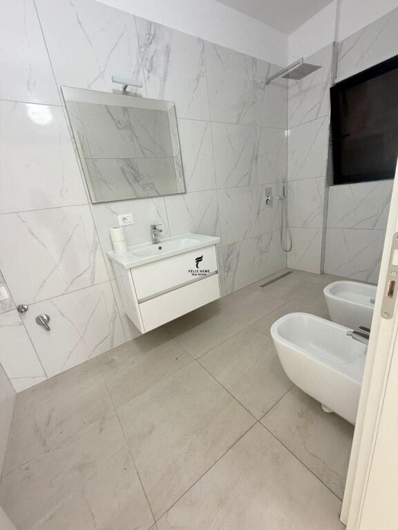 ZYRE ME QERA 120M2 SELVIA 80.000 LEKE FH-89991