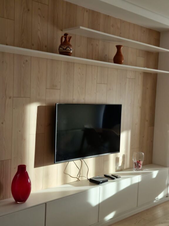 Jepet me Qera Apartament 2+1+Parkim rruga Elbasanit, Air Albania Stadium, Ambasada Amerikane