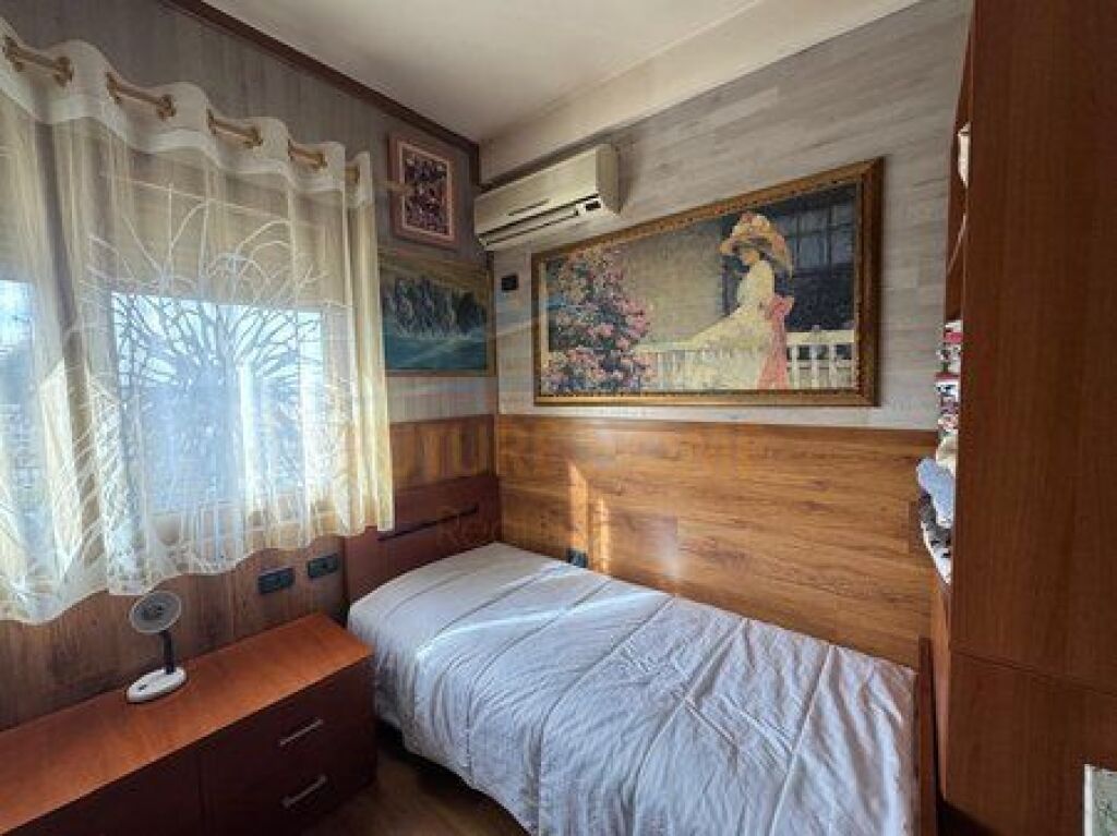 Disponojme Apartament 2+1 me qera, Myslym Shyri, Tirane