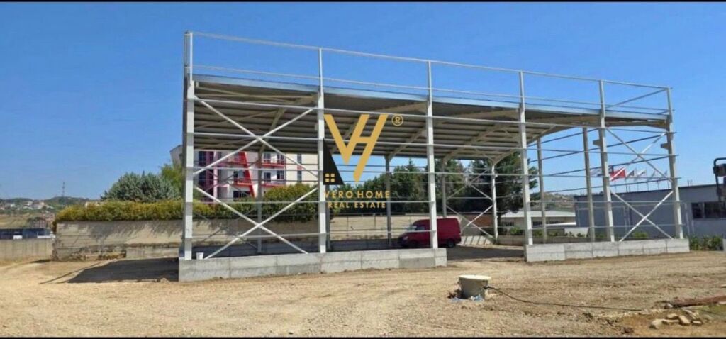 JEPET KAPANON 1.810 M2 ME QIRA NE KODER VORE 3.000 EURO
