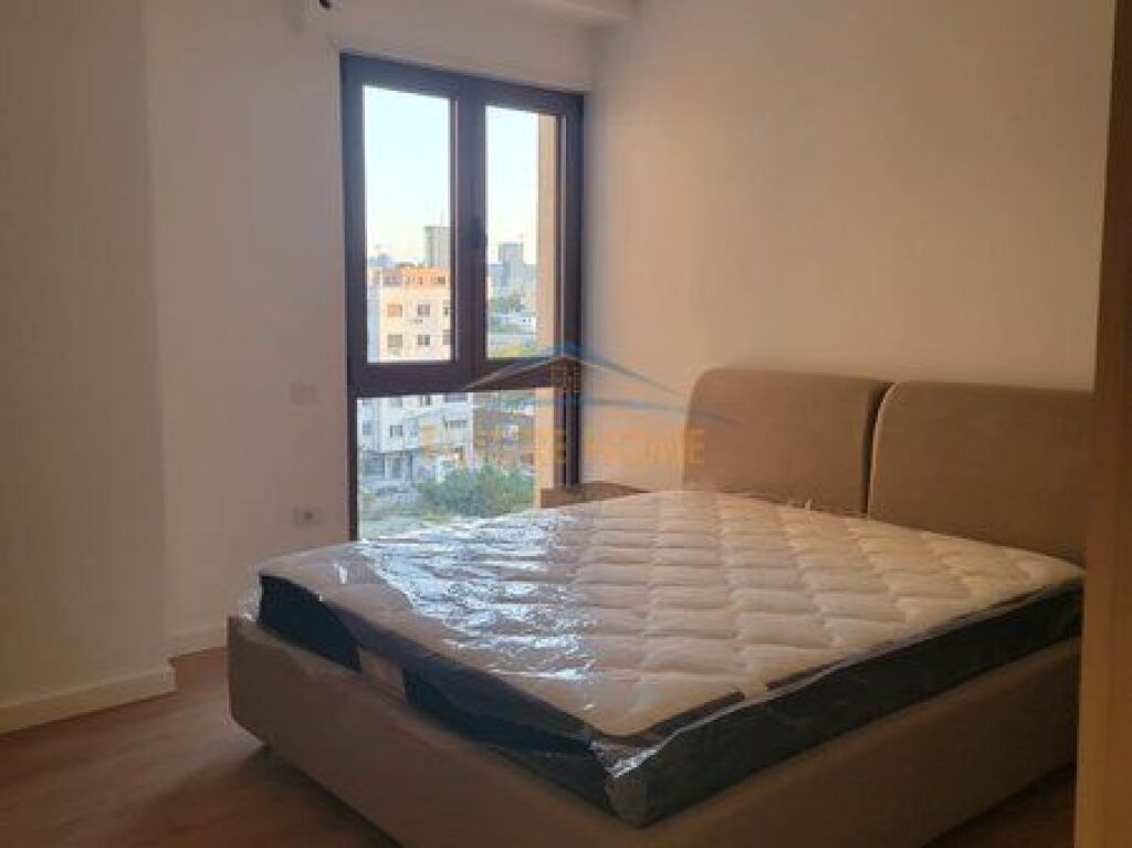 Qera, Apartament 2+1+2, Rruga 5 Maji , Tiranë